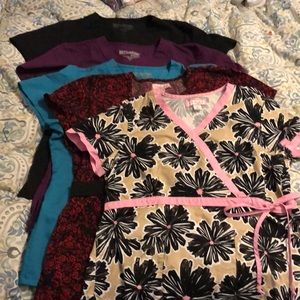 Scrub Tops Lot of 5 (koi and greys)